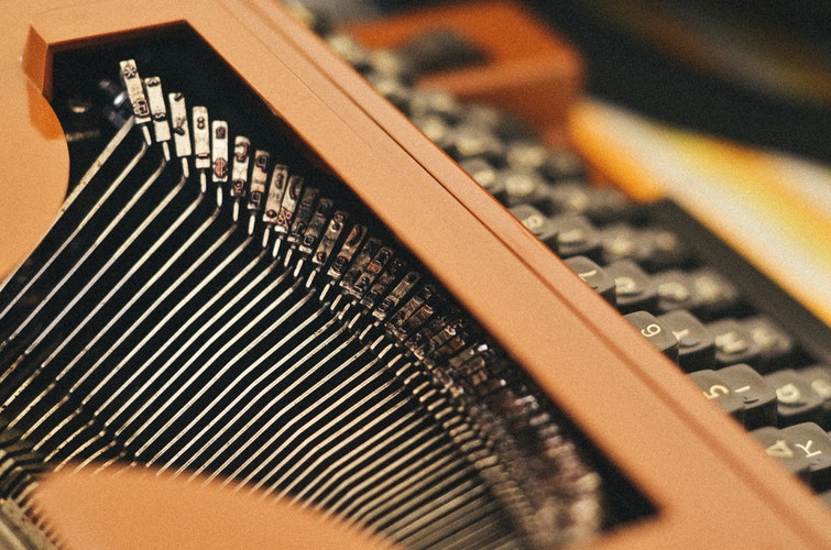 A close up of a typewriter