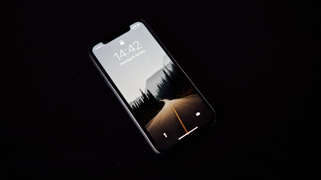 A picture of an iPhone or similar